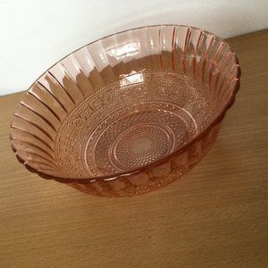 Vintage KIG Indonesia Trellis Pink Glass Bowl flower diamond ribbed beautiful